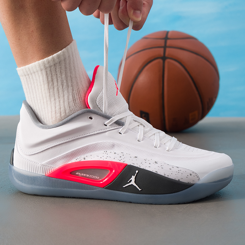 Nike Men's Shoes Jordan Zion 4 - đánh giá và giá Men Shoes Jordan 4