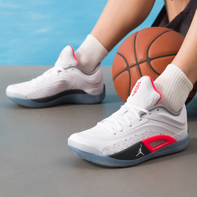 Nike Men's Shoes Jordan Zion 4 - đánh giá và giá Men Shoes Jordan 4