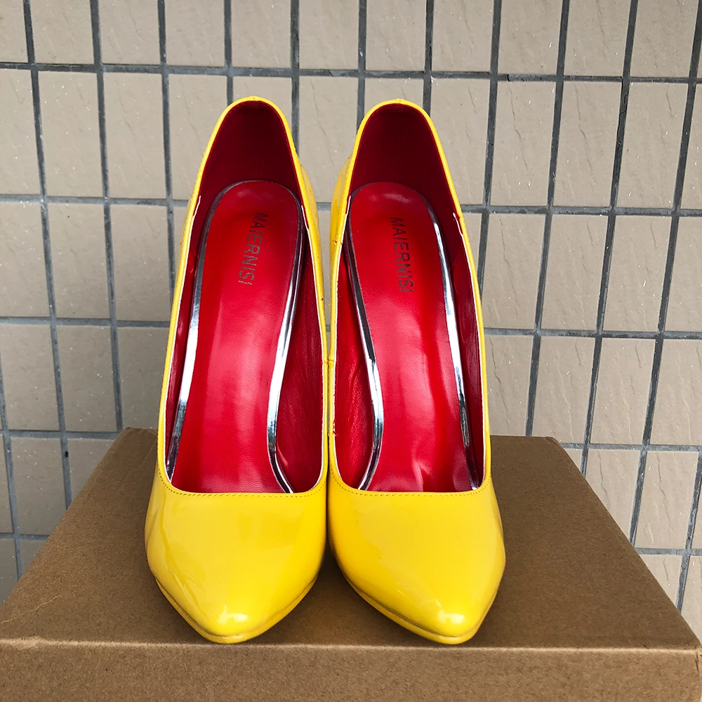 NEWLY 16cm Ultra High Metal He - đánh giá và giá Men Shoes Yellow
