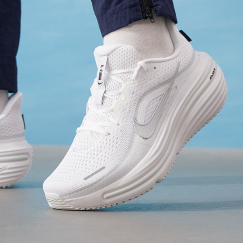 Nike Chunky Running Sneakers W - đánh giá và giá Men Shoes Size Nike